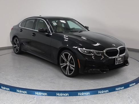 Used 2019 BMW 330i xDrive Sedan w/ Convenience Package AWD/4WD image 4