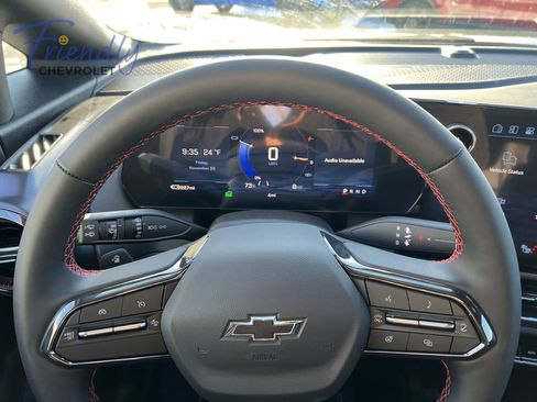 New 2026 Chevrolet Equinox EV RS AWD/4WD image 6