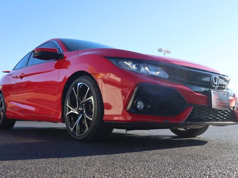 Used 2018 Honda Civic Si image 17