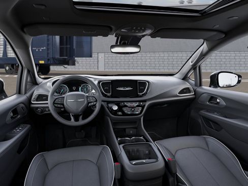 New 2026 Chrysler Pacifica Limited image 15
