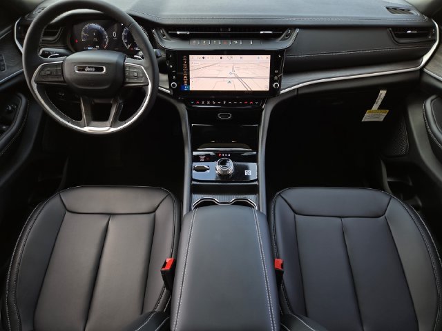 New 2027 Jeep Grand Cherokee Limited AWD/4WD image 20