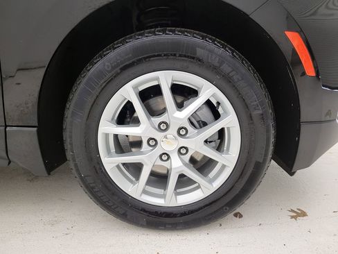 Certified 2024 Chevrolet Equinox LT image 18