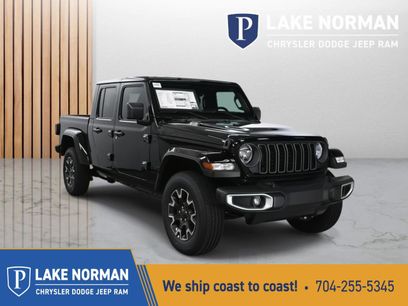 New 2025 Jeep Gladiator Sport w/ Premium Package