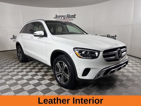 Used 2021 Mercedes-Benz GLC 300 4MATIC image 4
