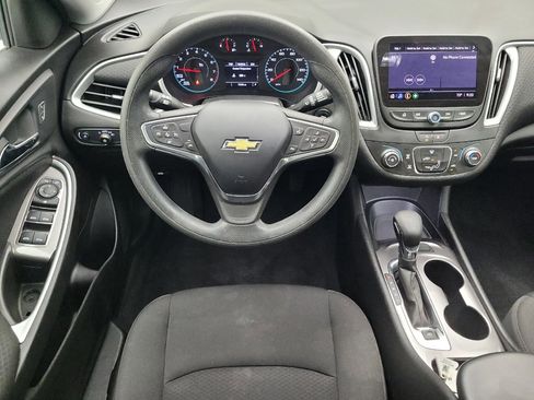 Used 2023 Chevrolet Malibu LS FWD image 22