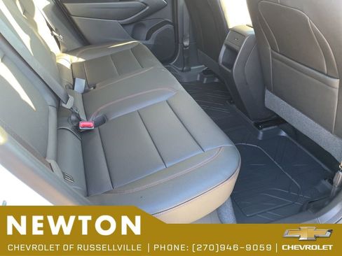 New 2026 Chevrolet Trax RS w/ Sunroof Package FWD image 34