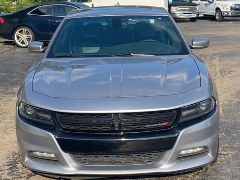 Used 2015 Dodge Charger R/T w/ Plus Group RWD image 2