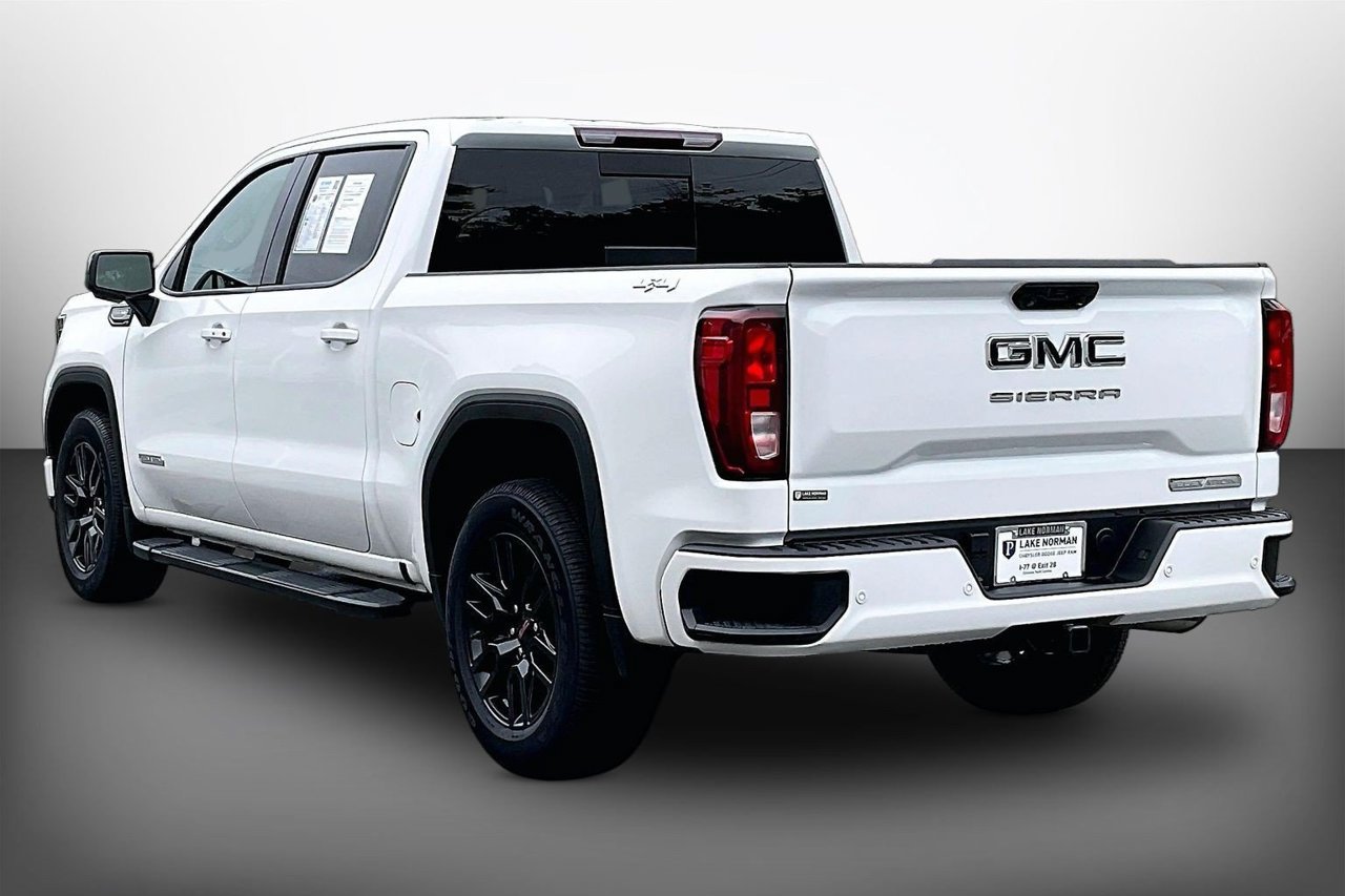 Used 2023 GMC Sierra 1500 Elevation w/ Elevation Premium Package AWD/4WD image 6