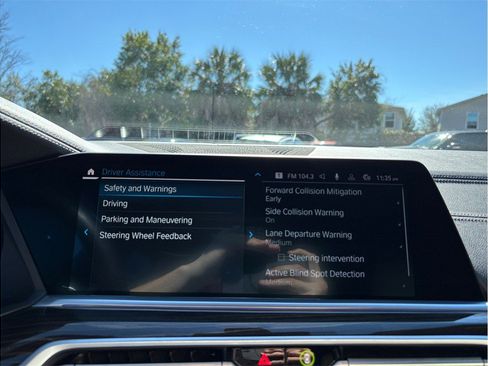 Used 2021 BMW X5 xDrive45e w/ Premium Package image 39