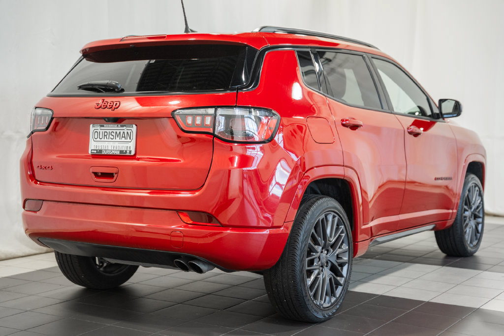 Certified 2022 Jeep Compass Limited AWD/4WD image 4