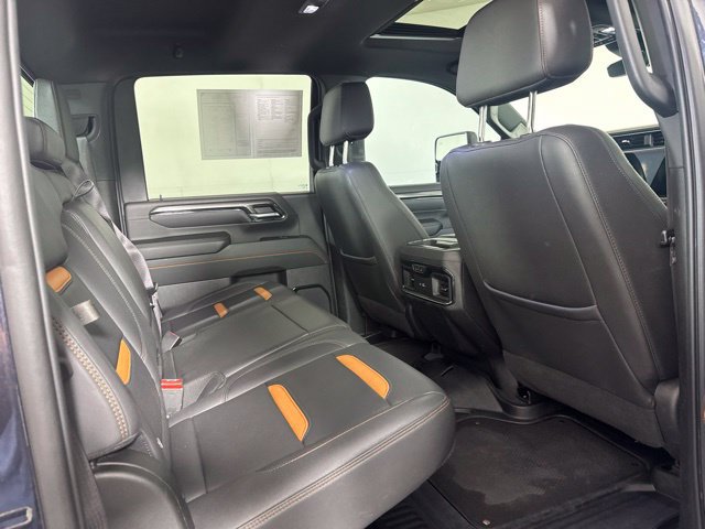 Used 2024 GMC Sierra 2500 AT4 w/ AT4 Premium Plus Package AWD/4WD image 5