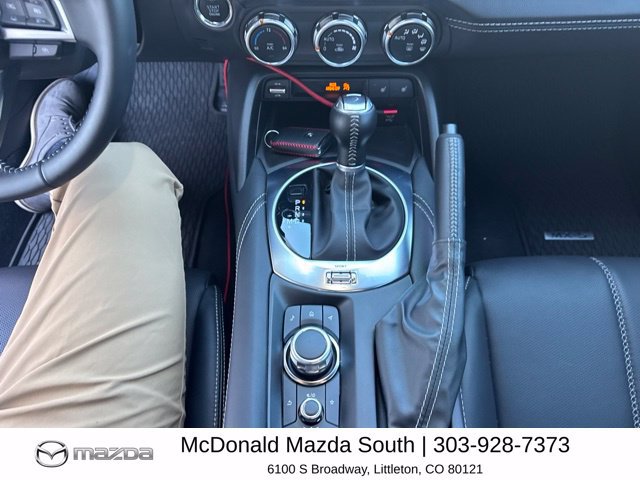 Used 2025 MAZDA MX-5 Miata RF Grand Touring w/ Weather Package RWD image 10