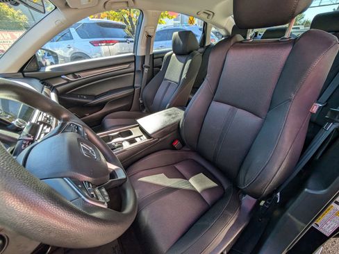 Used 2019 Honda Accord EX image 16