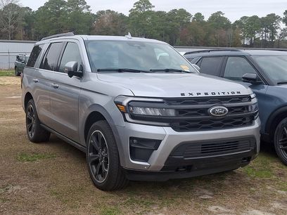 Used 2023 Ford Expedition Limited
