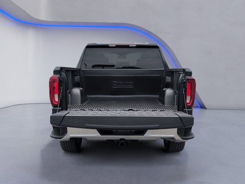 Used 2026 GMC Sierra 1500 SLT AWD/4WD image 14