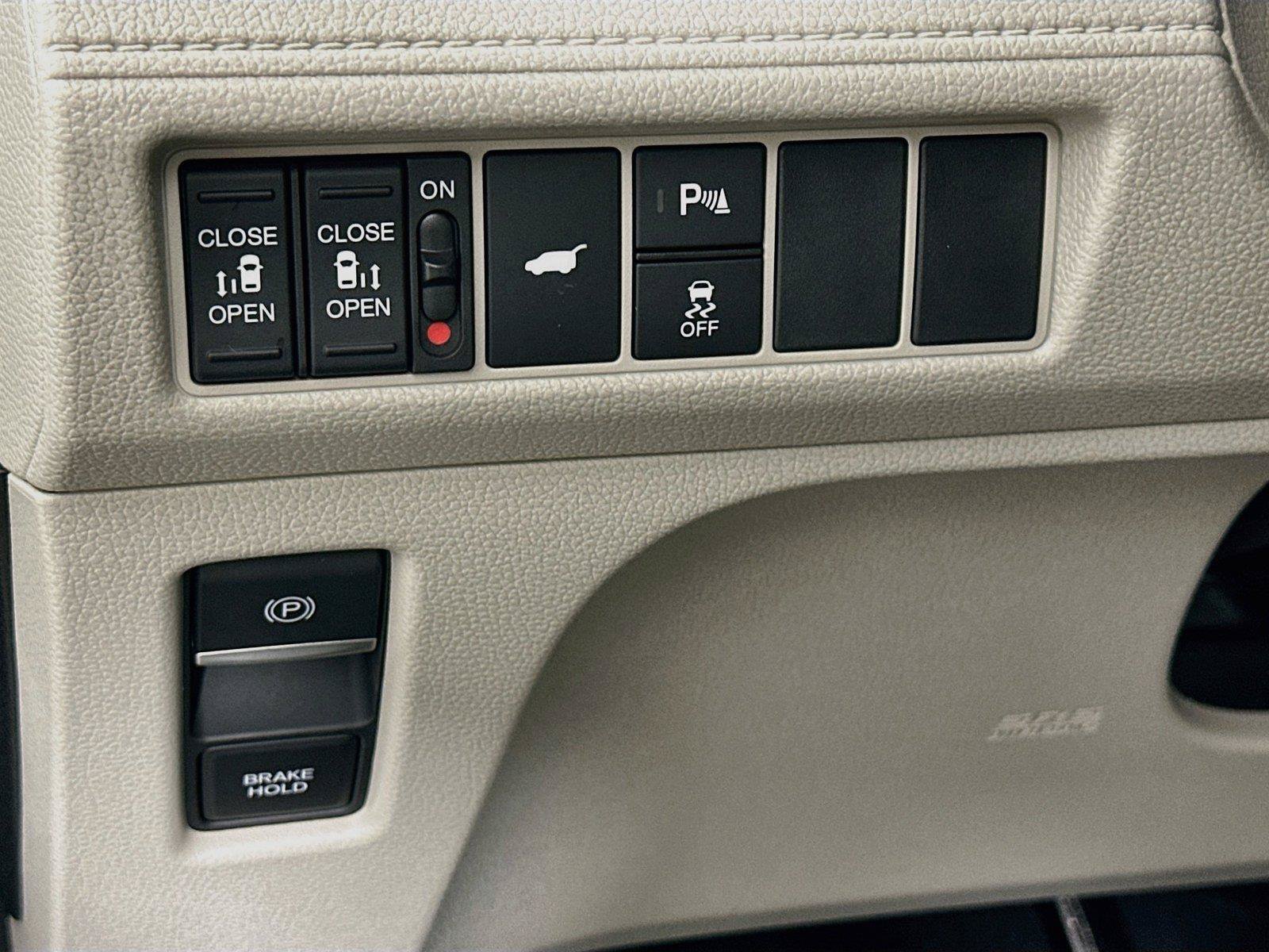 New 2026 Honda Odyssey Elite image 14