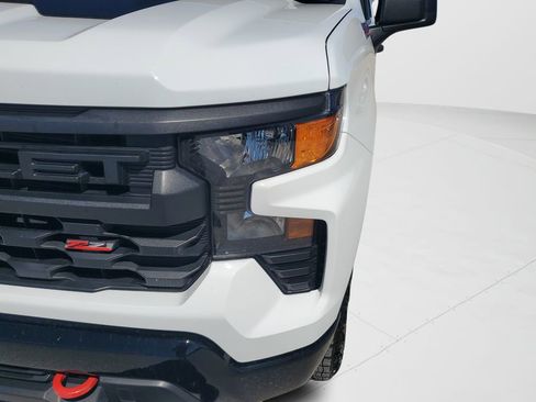 Used 2025 Chevrolet Silverado 1500 Custom Trail Boss AWD/4WD image 9