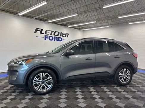 Used 2021 Ford Escape SEL image 3