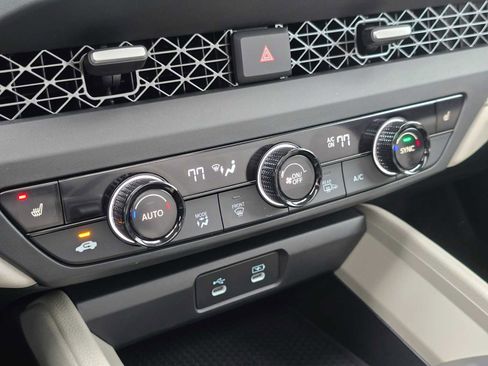 Certified 2024 Honda Accord EX image 31