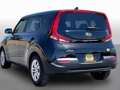 Used 2021 Kia Soul LX FWD image 11