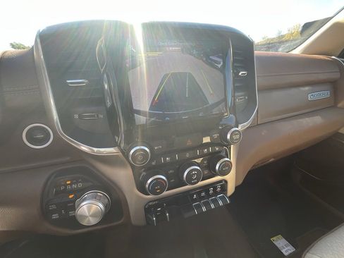 Used 2019 RAM 1500 Laramie image 22