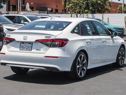 Used 2026 Honda Civic Sport Touring image 9