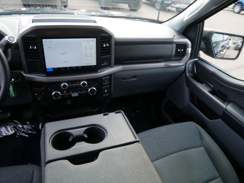 Used 2025 Ford F150 XLT w/ Equipment Group 301A Standard image 11