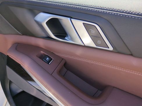 Used 2020 BMW X5 sDrive40i w/ M Sport Package image 46