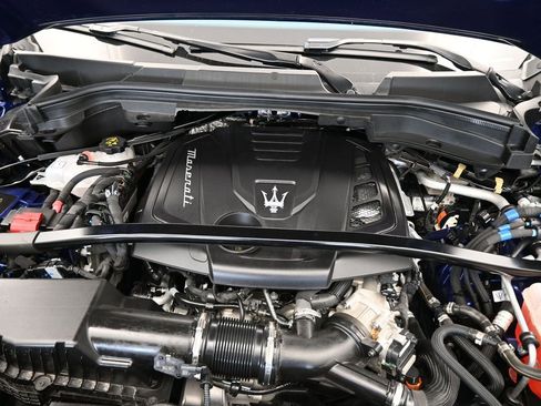 Used 2024 Maserati Grecale GT image 48