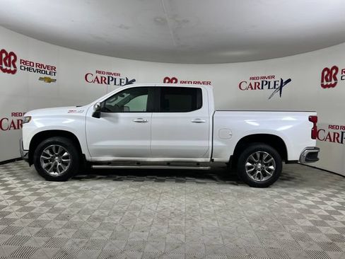 Used 2022 Chevrolet Silverado 1500 LT AWD/4WD image 4