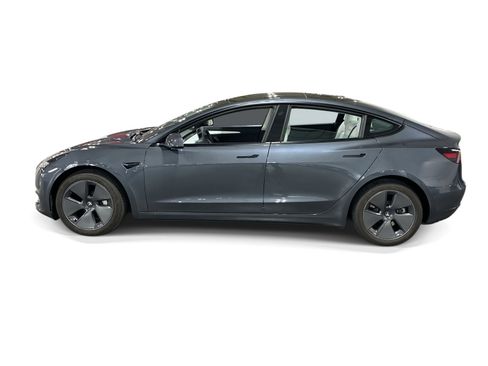 Certified 2023 Tesla Model 3 Standard Range RWD image 3