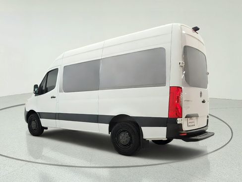 Used 2022 Mercedes-Benz Sprinter 2500 image 7