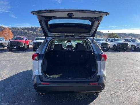 Used 2023 Toyota RAV4 XLE image 9