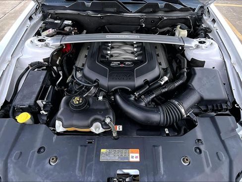 Used 2014 Ford Mustang GT image 27