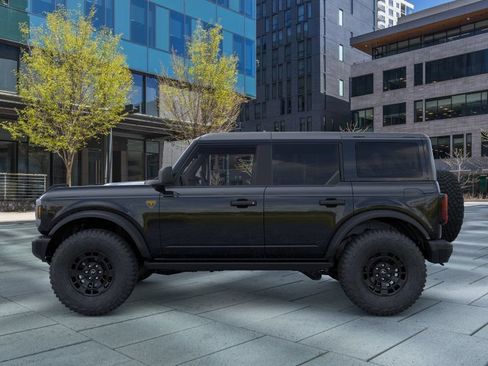 New 2026 Ford Bronco Badlands AWD/4WD image 3