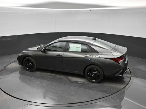 New 2026 Hyundai Elantra Sport FWD image 27