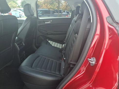 Certified 2022 Ford Edge SEL w/ Convenience Package image 9