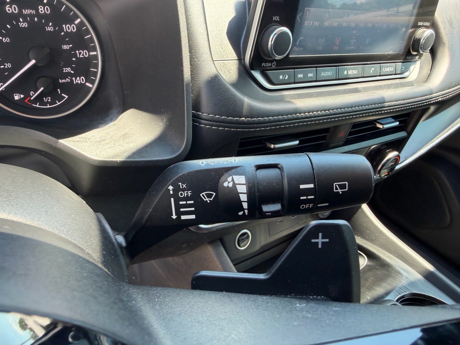 Used 2023 Nissan Rogue SV AWD/4WD image 31