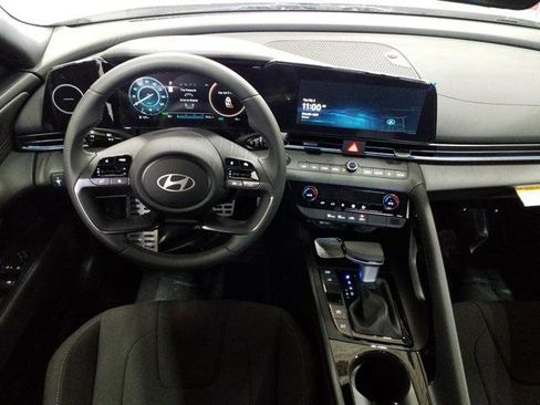 New 2026 Hyundai Elantra Sport image 3