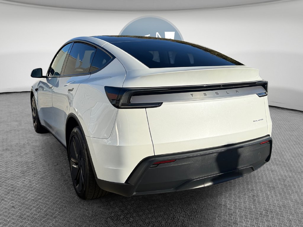 Used 2026 Tesla Model Y Long Range AWD/4WD image 6