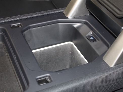 Certified 2024 Land Rover Defender 130 V8 image 29