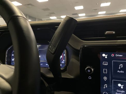 Used 2025 GMC Sierra 2500 AT4 w/ AT4 Premium Plus Package image 31