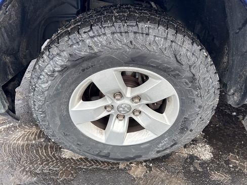 Used 2019 RAM 1500 Classic SLT image 46