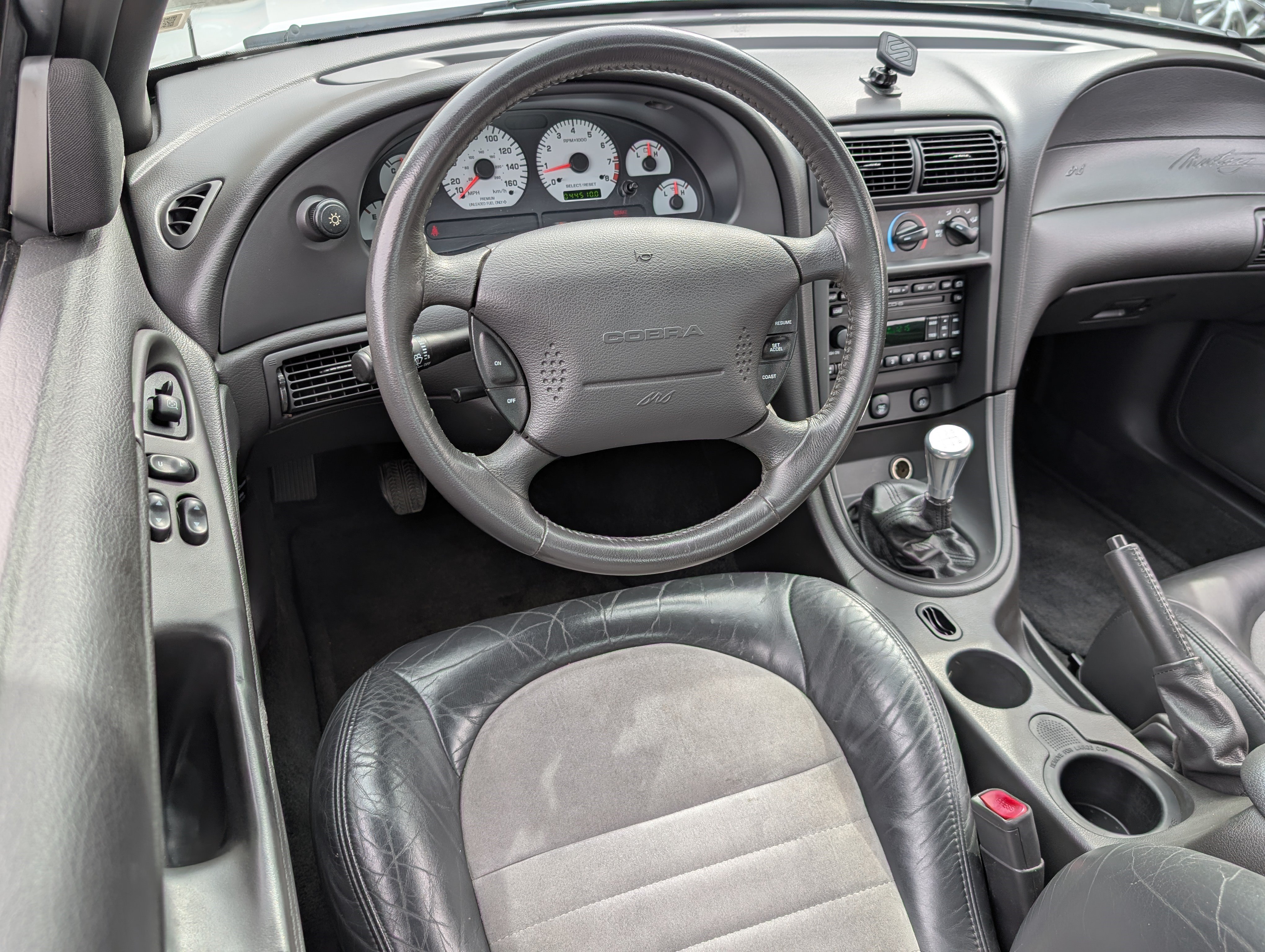 Used 2001 Ford Mustang Cobra RWD image 19