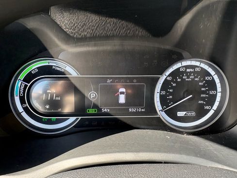 Used 2019 Kia Niro S Touring image 18