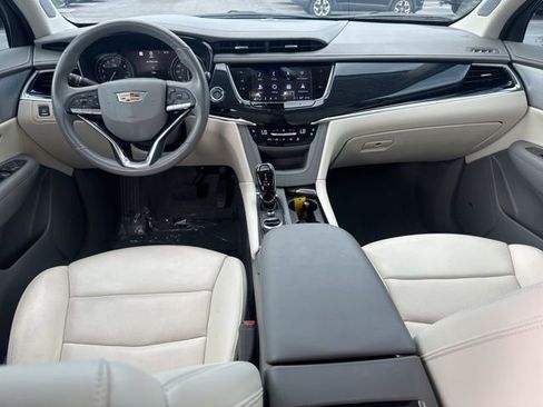 Certified 2024 Cadillac XT6 Premium Luxury w/ Technology Package image 17