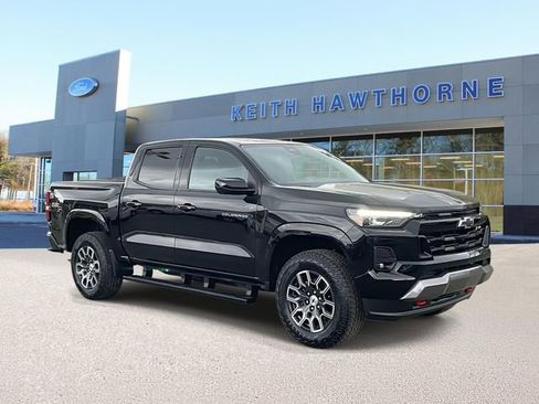 Used 2023 Chevrolet Colorado Z71 w/ Z71 Convenience Package 2 image 1