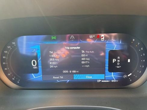 Certified 2025 Volvo XC60 B5 Plus image 21