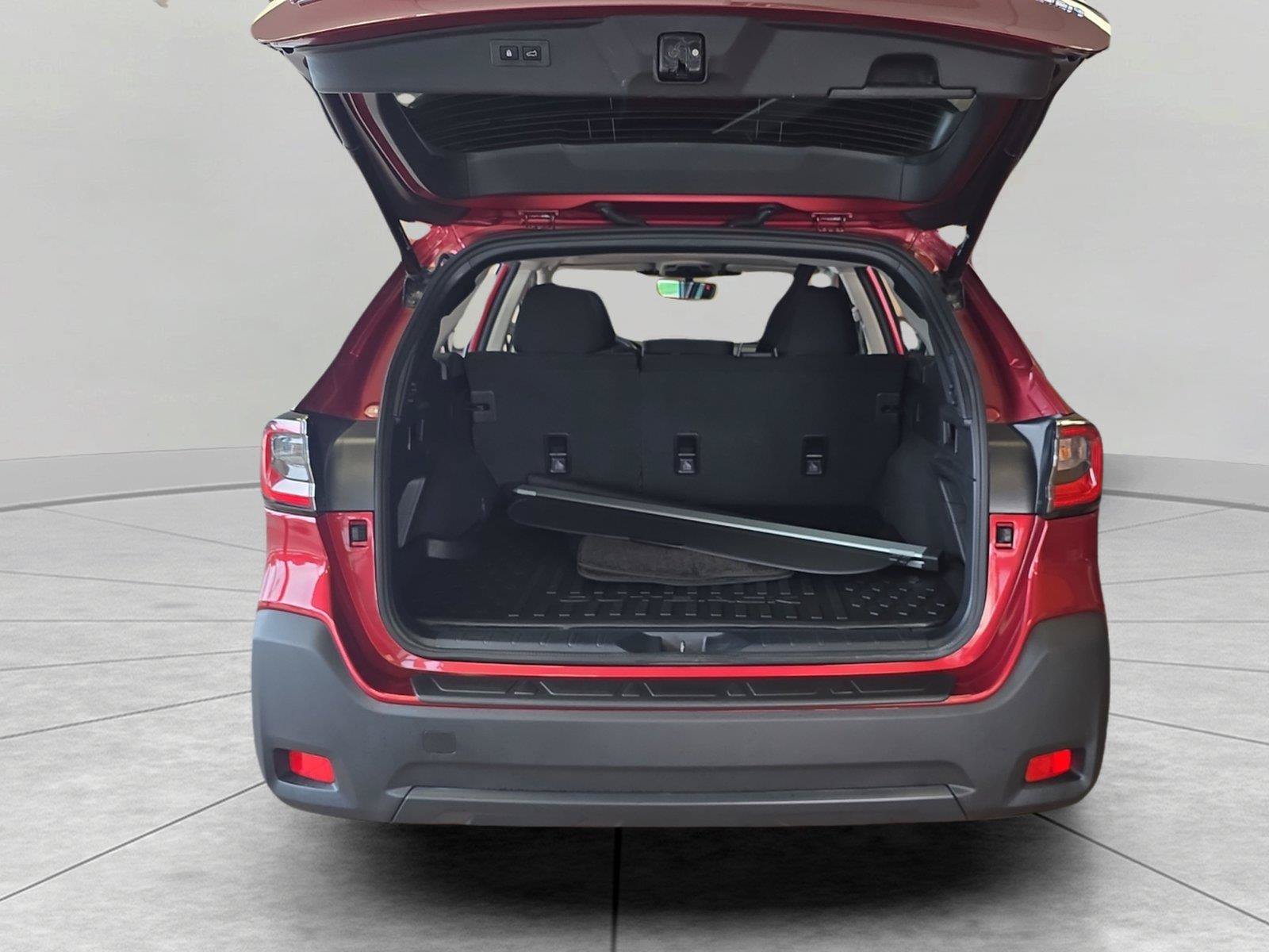 Used 2024 Subaru Outback Premium AWD/4WD image 13