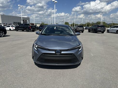 Certified 2024 Toyota Corolla LE w/ LE Convenience Package FWD image 2